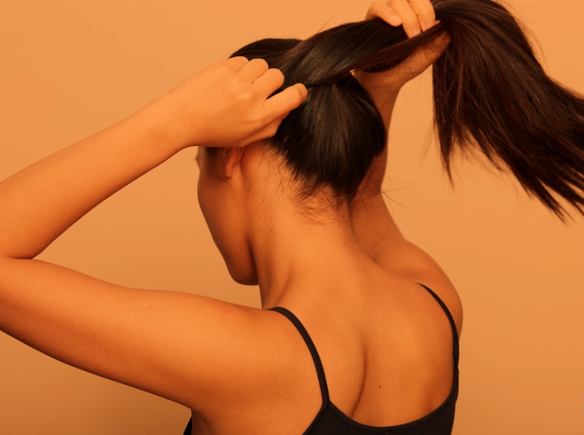 How to make hair stronger naturally
