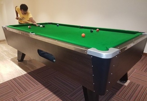 Clean Pool Table